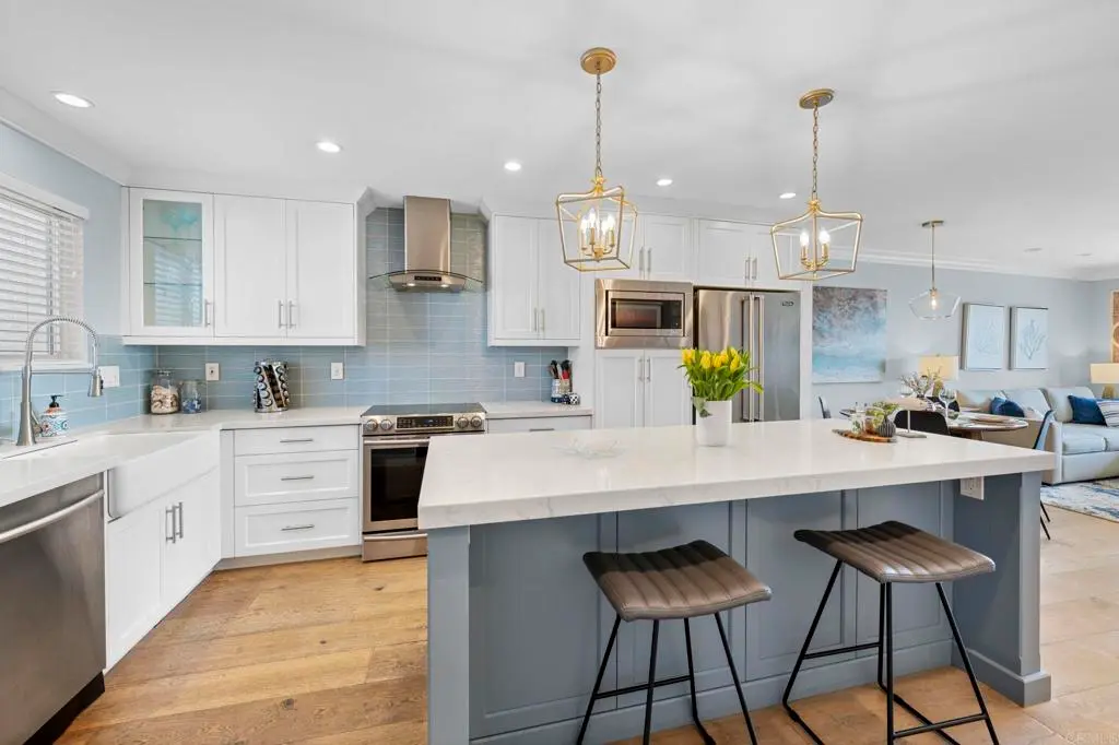Condominium for rent at 908 Caminito Madrigal D, Carlsbad, CA featuring 2 beds and 2 baths