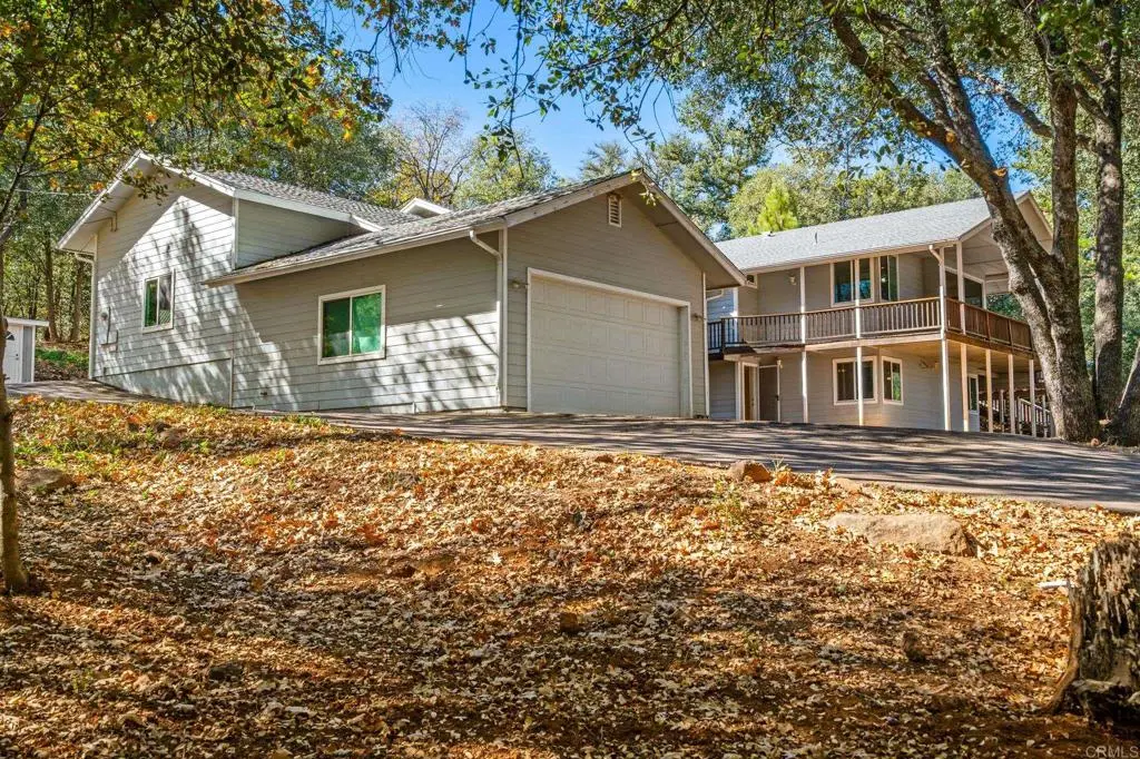 3102 Pera Alta Drive, Julian, CA — listing photo 1