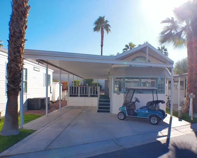 Manufactured In Park for sale at 84136 Ave 44, #628 628, Indio, CA featuring 1 bed and 1 bath