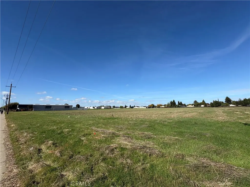 2051 Wardrobe, Merced, CA — listing photo 1