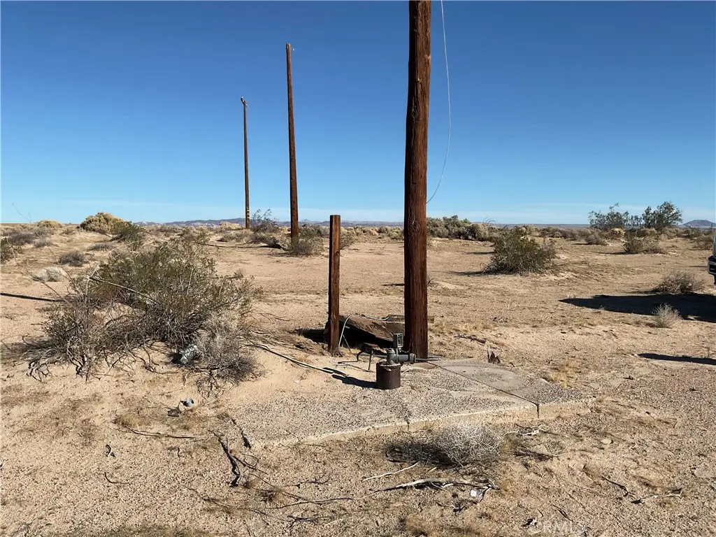 47039 Palma Vista Rd, Newberry Springs, CA — listing photo 1