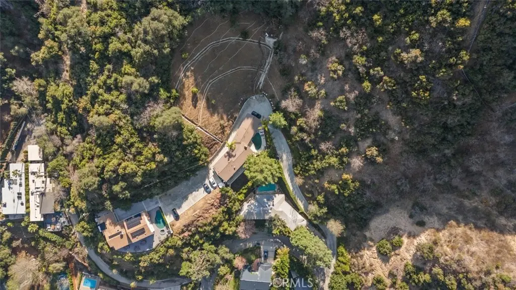3277 Longridge Terrace, Sherman Oaks, CA — listing photo 1
