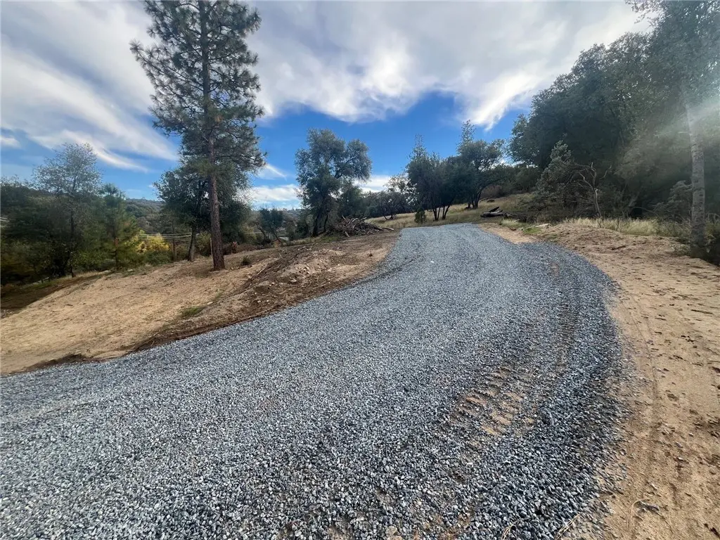 0 Hangtree Court, Oakhurst, CA — listing photo 1
