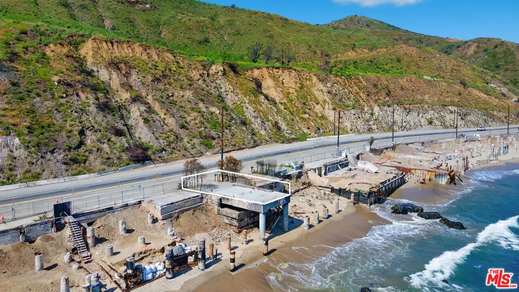 19144 Pacific Coast Highway, Malibu, CA — listing photo 1