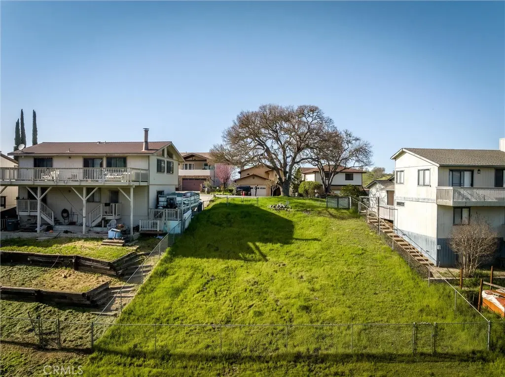 5042 Meadow Lark Lane, Paso Robles, CA — listing photo 1
