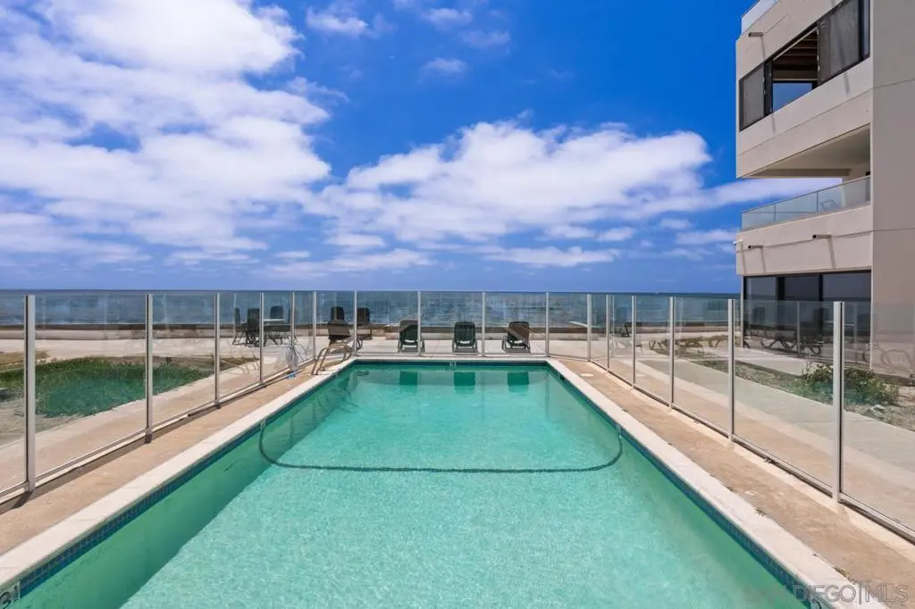 Condominium for sale at 100 Coast 405, La Jolla, San Diego County, CA featuring 2 beds and 2 baths