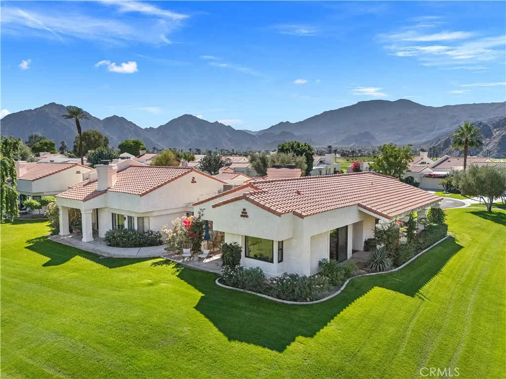 Residential Lease for rent at 50008 Calle Oaxaca, La Quinta, Riverside County, CA featuring 3 beds and 2 baths