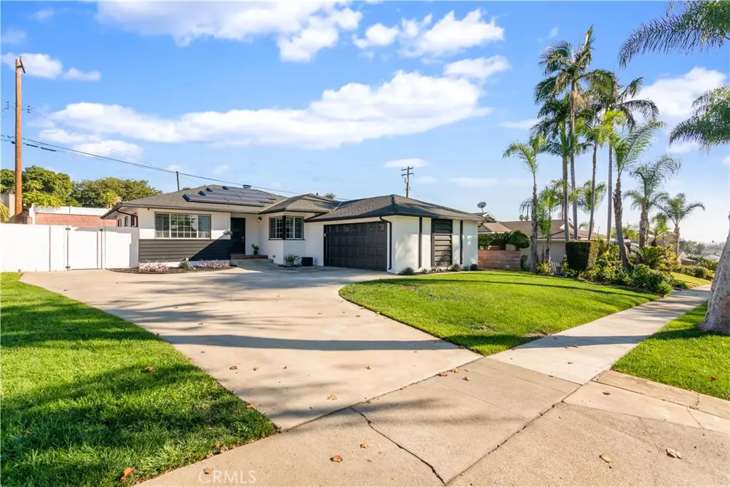560 N Dexter, La Habra, CA — listing photo 1