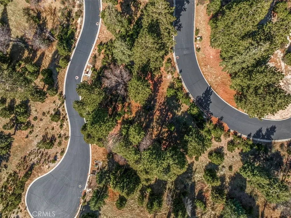 109 MILL POND, Lake Arrowhead, CA — listing photo 1