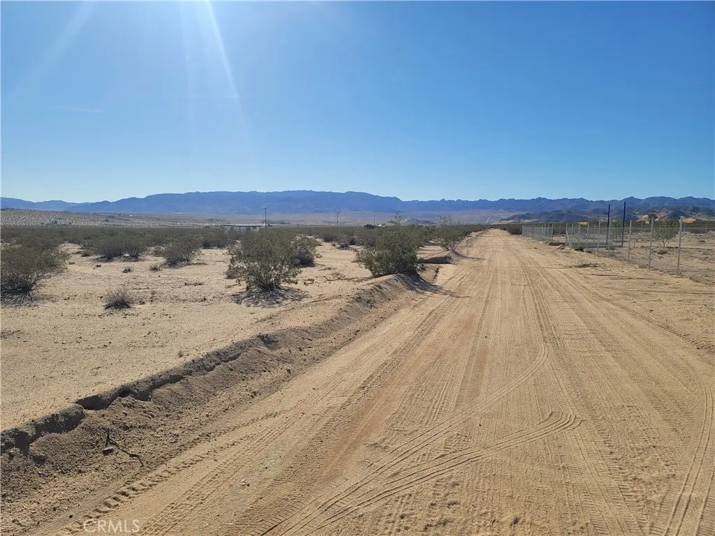 2255 SHOOTING STAR, 29 Palms, CA — listing photo 1