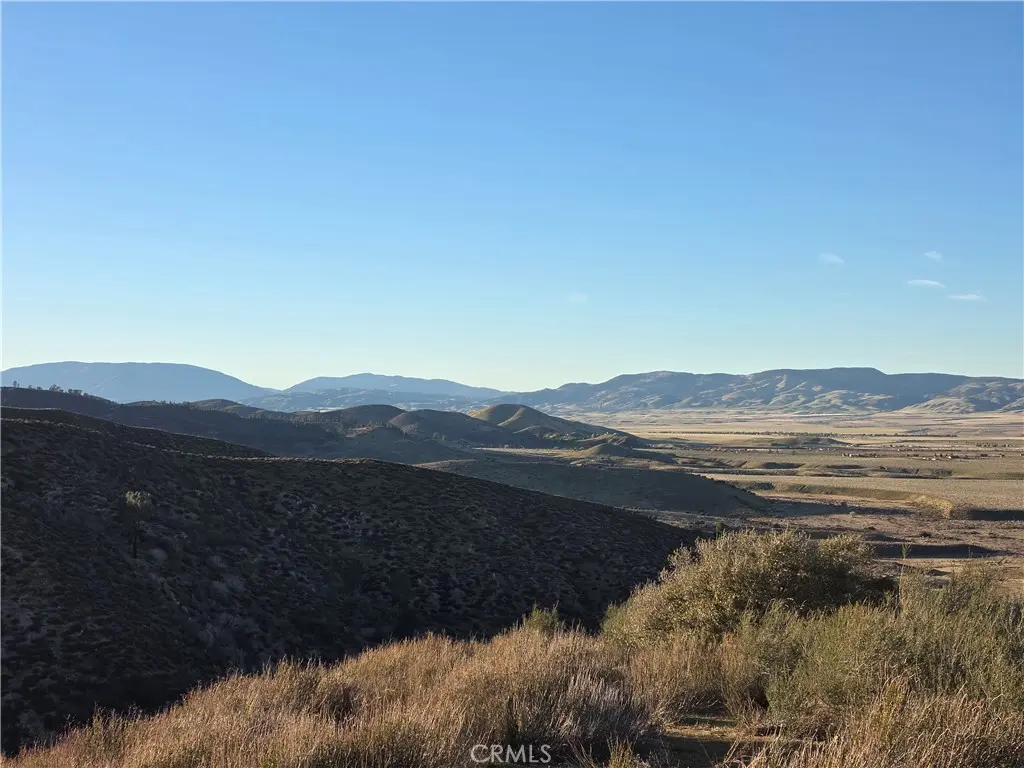 25 3Points, Lake Hughes, CA — listing photo 1