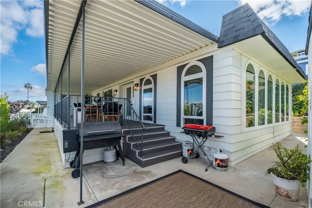 2550 Pacific Coast Highway 224, Torrance, CA — listing photo 1