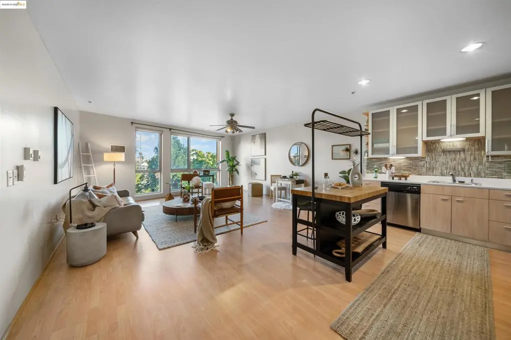 Condominium for sale at 1201 Pine St 363, Oakland, CA featuring 1 bed and 1 bath