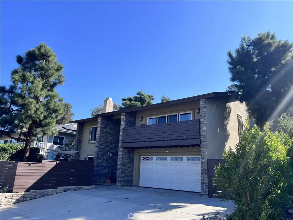 31241 Old River Road, Bonsall, CA — listing photo 1