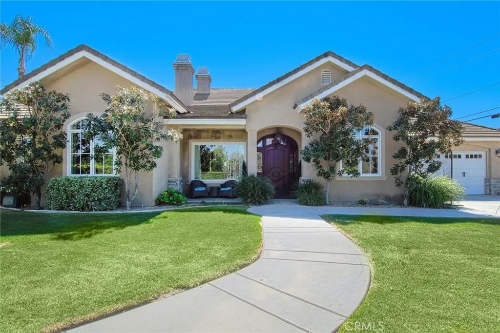 211 S Grand, West Covina, CA — listing photo 1