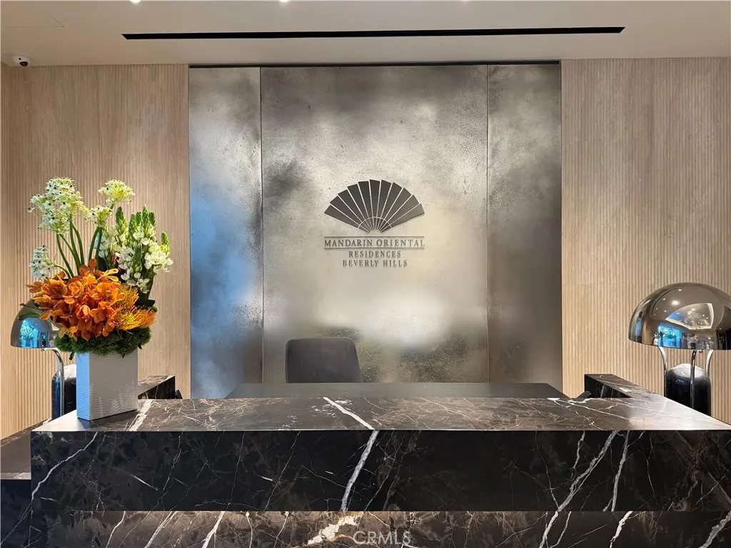 Residential Lease for rent at 9200 Wilshire 304W, Beverly Hills, Los Angeles County, CA featuring 1 bed and 2 baths