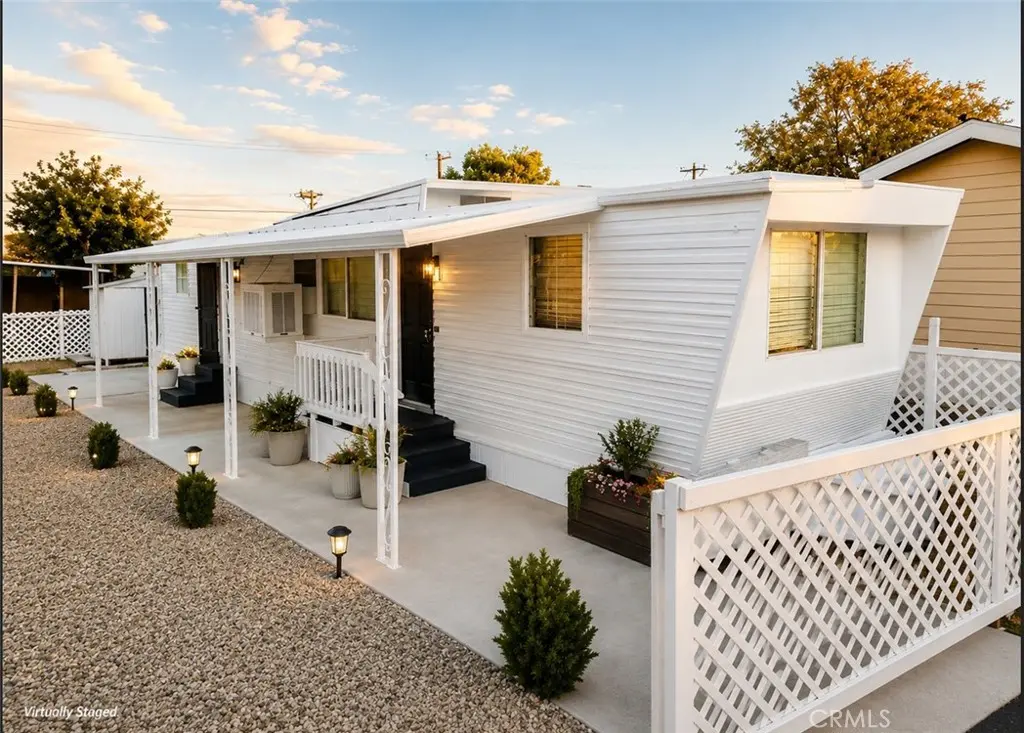 6426 Valley View Street 9, Joshua Tree, CA — listing photo 1