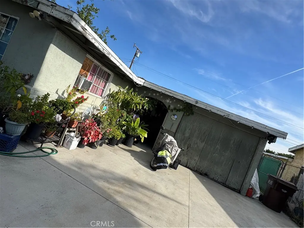 562 S Backton Ave, La Puente, CA — listing photo 1
