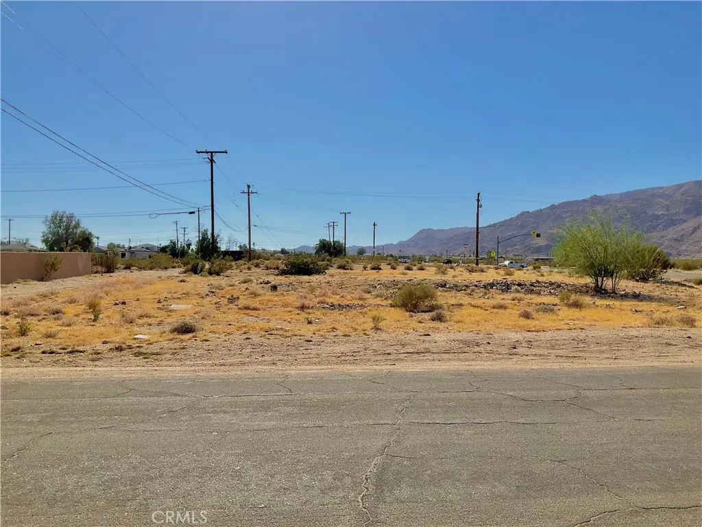 74517 Serrano, 29 Palms, CA — listing photo 1
