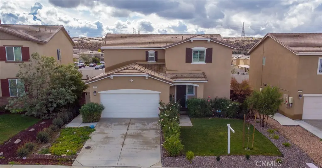 1099 Little Leaf, Calimesa, CA — listing photo 1