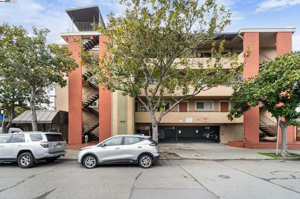 Residential Income for sale at 1444 Walnut St, Berkeley, CA