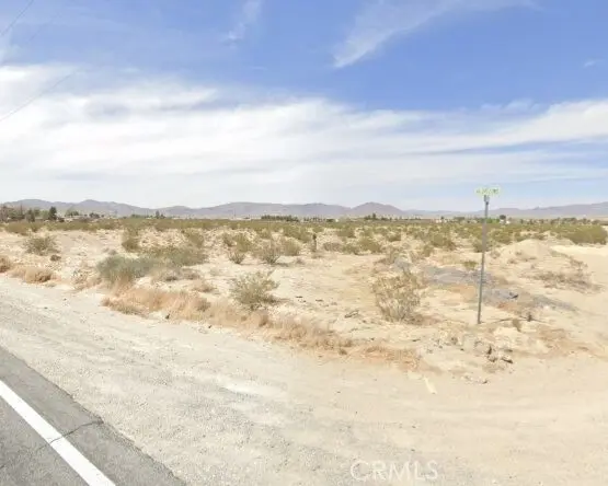 0 shutter, Lucerne Valley, CA — listing photo 1