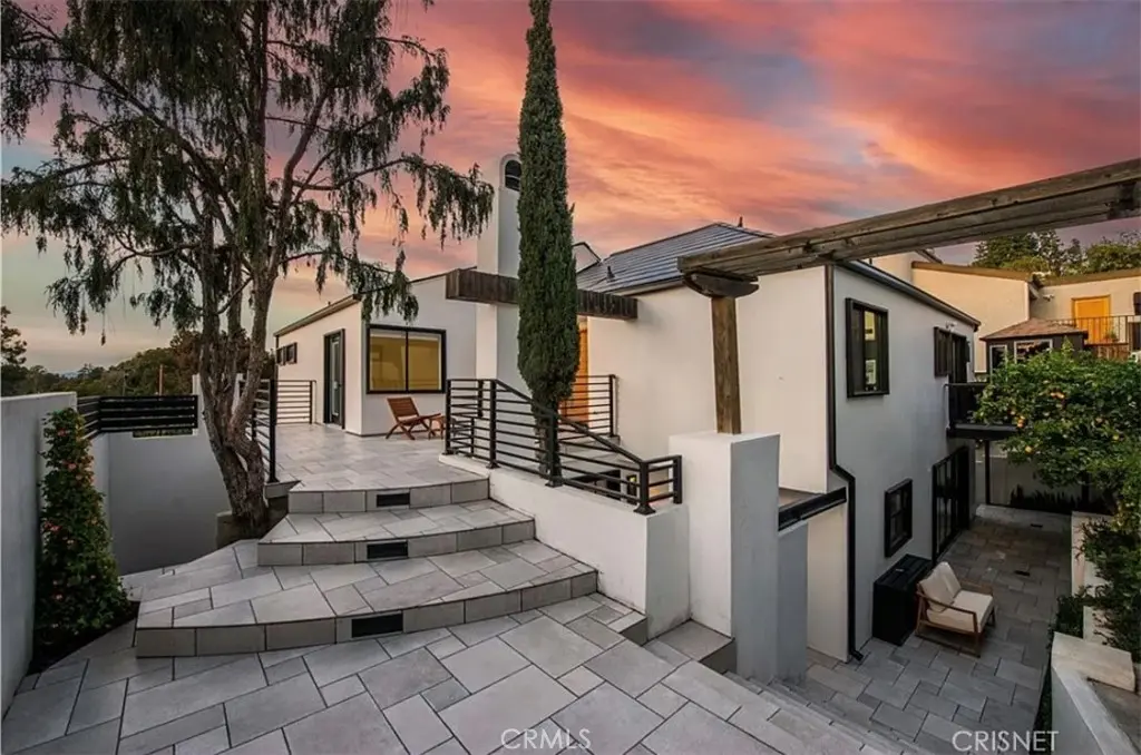 Single Family Residence for sale at 2650 Lisco Pl, Los Angeles, CA featuring 6 beds and 6 baths
