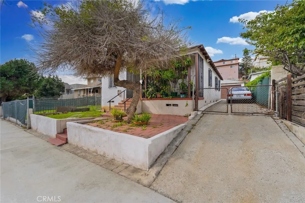 Single Family Residence for sale at 3353 City Terrace, Los Angeles, CA featuring 3 beds and 1 bath