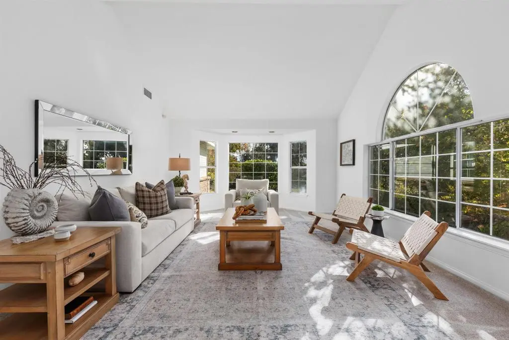 1474 Via Encinos Drive, Fallbrook, CA — listing photo 1