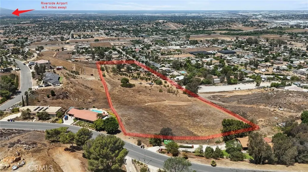 Single Family Residence for sale at 8600 58th, Jurupa Valley, CA featuring 3 beds and 2 baths