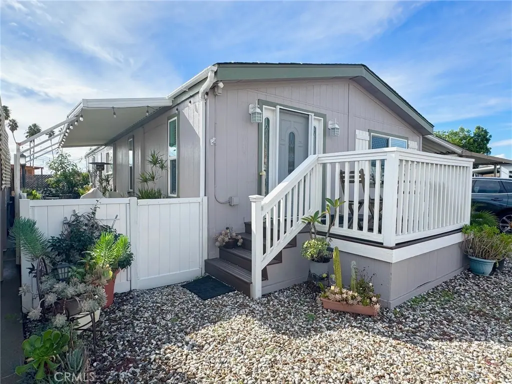 2755 Arrow Highway 52, La Verne, CA — listing photo 1