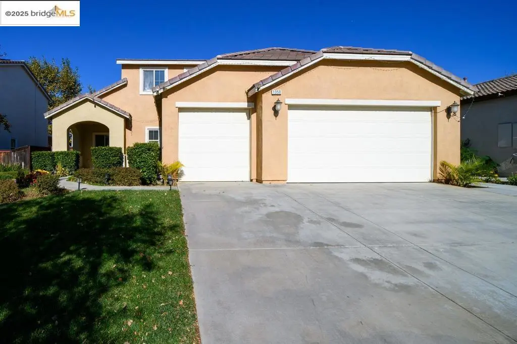 1350 Mistletoe Dr, Beaumont, CA — listing photo 1