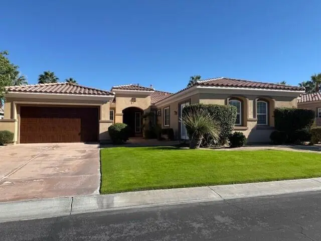 Residential Lease for rent at 52320 Silver Star Trail, La Quinta, Riverside County, CA featuring 5 beds and 5 baths