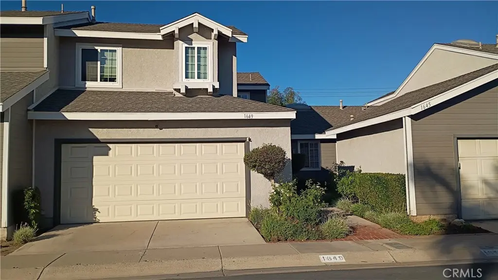 Townhouse for sale at 1649 Toyon, Corona, CA featuring 2 beds and 3 baths