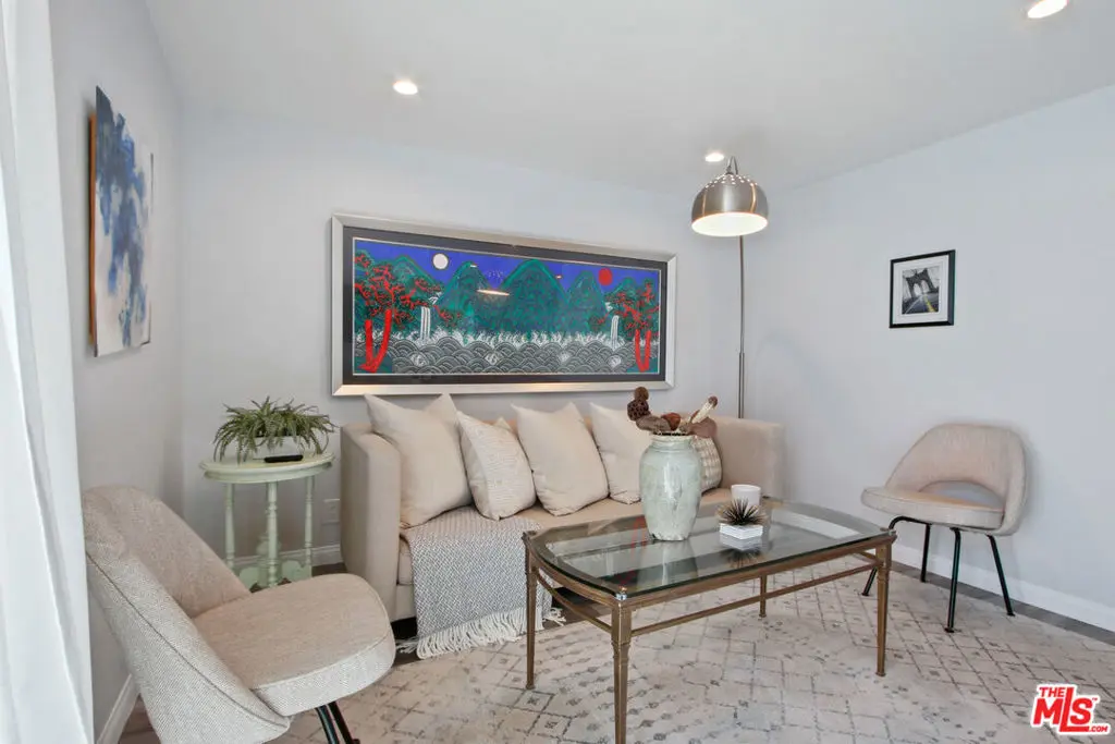 6438 Rhea Avenue, Reseda, CA — listing photo 1