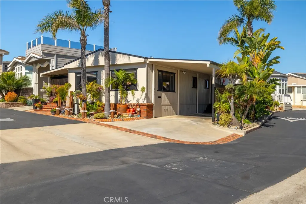Manufactured In Park for sale at 204 Easy, Carlsbad, CA featuring 2 beds and 2 baths