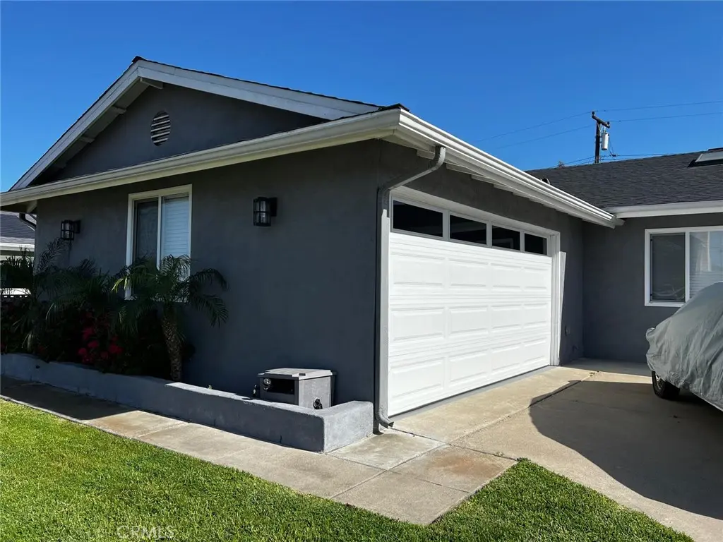 Single Family Residence for rent at 5382 Marietta, Garden Grove, CA featuring 4 beds and 2 baths