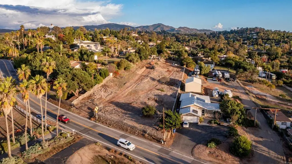 291 Osborne Street, Vista, CA — listing photo 1