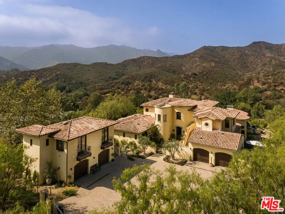 Single Family Residence for sale at 1101 Cold Canyon Road, Calabasas, CA featuring 6 beds and 7 baths