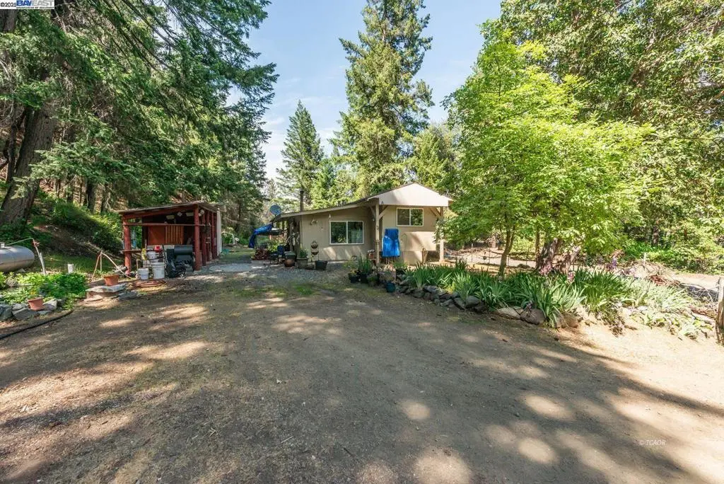 2940 Dutch Creek Rd, Junction City, CA — listing photo 1