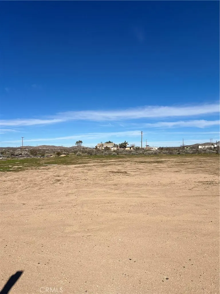 21012 Stoddard Wells, Apple Valley, CA — listing photo 1