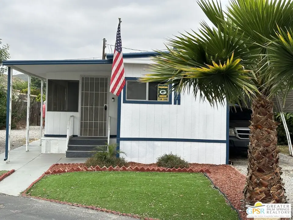 Manufactured In Park for sale at 35099 W Florida Avenue B6, Hemet, CA featuring 2 beds and 1 bath