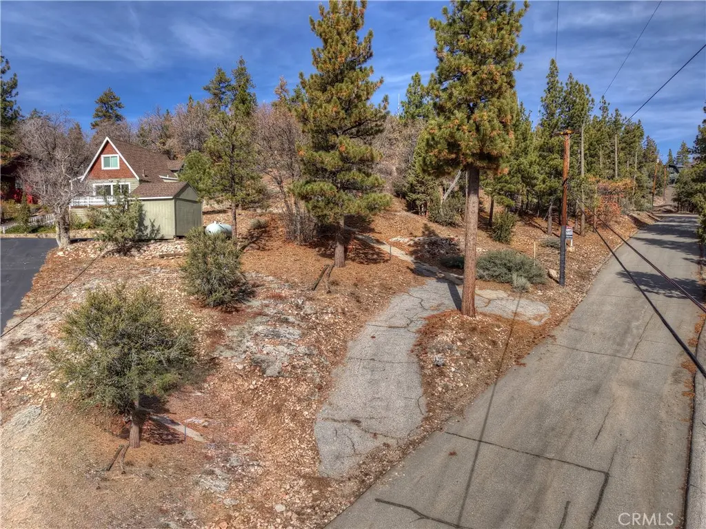 1115 Fawnskin Drive, Fawnskin, CA — listing photo 1