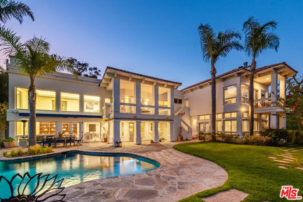 Single Family Residence for rent at 26743 Via Linda Street, Malibu, CA featuring 6 beds and 6 baths