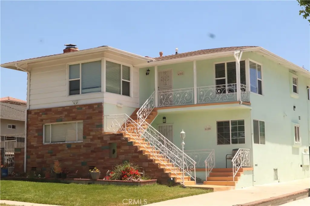 6100 S Fairfax Avenue, Ladera Heights, CA — listing photo 1