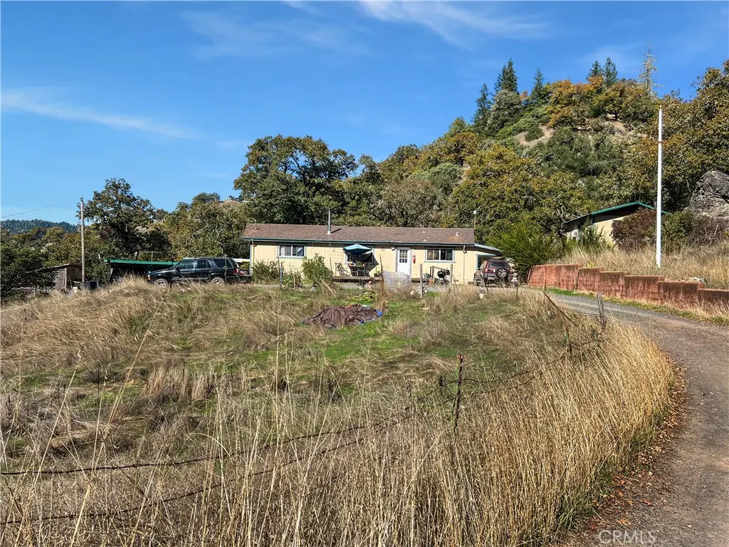 8600 Cave Creek, Redwood Valley, CA — listing photo 1