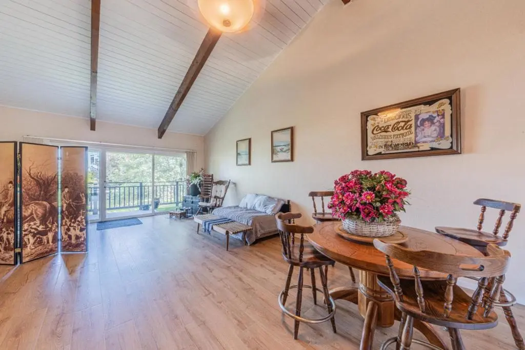 Condominium for sale at 158 Kern Street 11, Salinas, CA featuring 2 beds and 1 bath