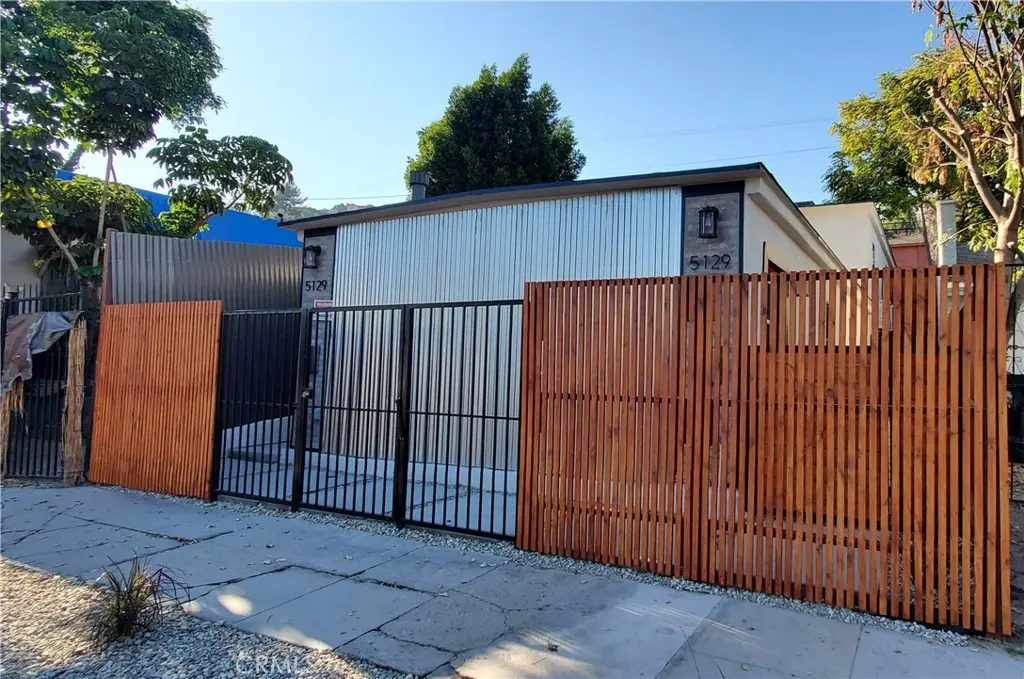 Duplex for sale at 5129 Alhambra Avenue, Los Angeles, CA