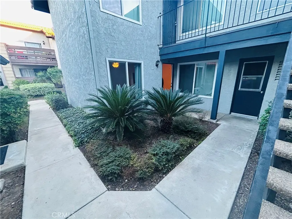 Condominium for sale at 1320 Brentwood B, Corona, CA featuring 2 beds and 2 baths