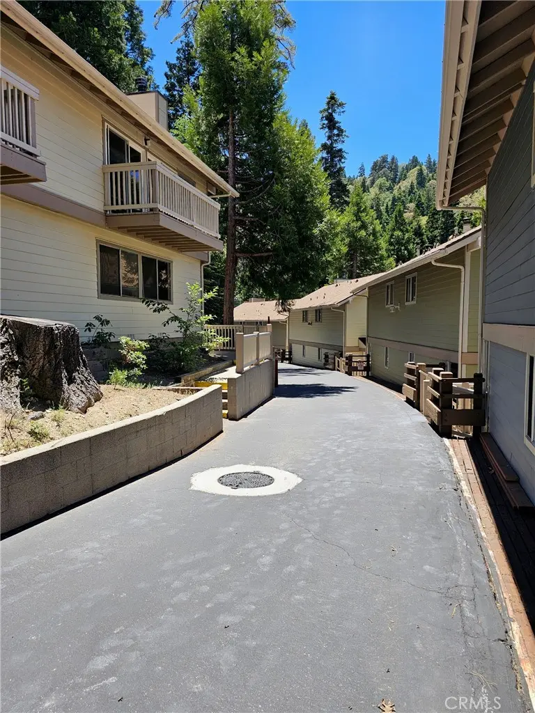 310 Canyon Crest, Lake Arrowhead, CA — listing photo 1